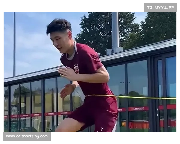 武磊伤愈复出重返训练 海港队争冠希望再添动力 武磊伤愈复出重返训练 海港队争冠希望再添动力